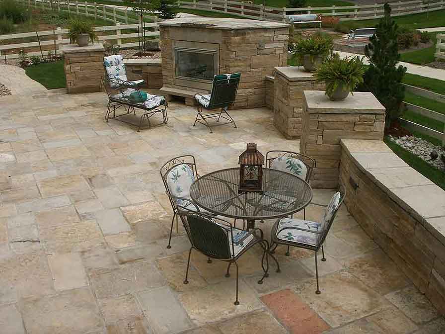 Flagstone-Patio-with-outdoor-Fireplace